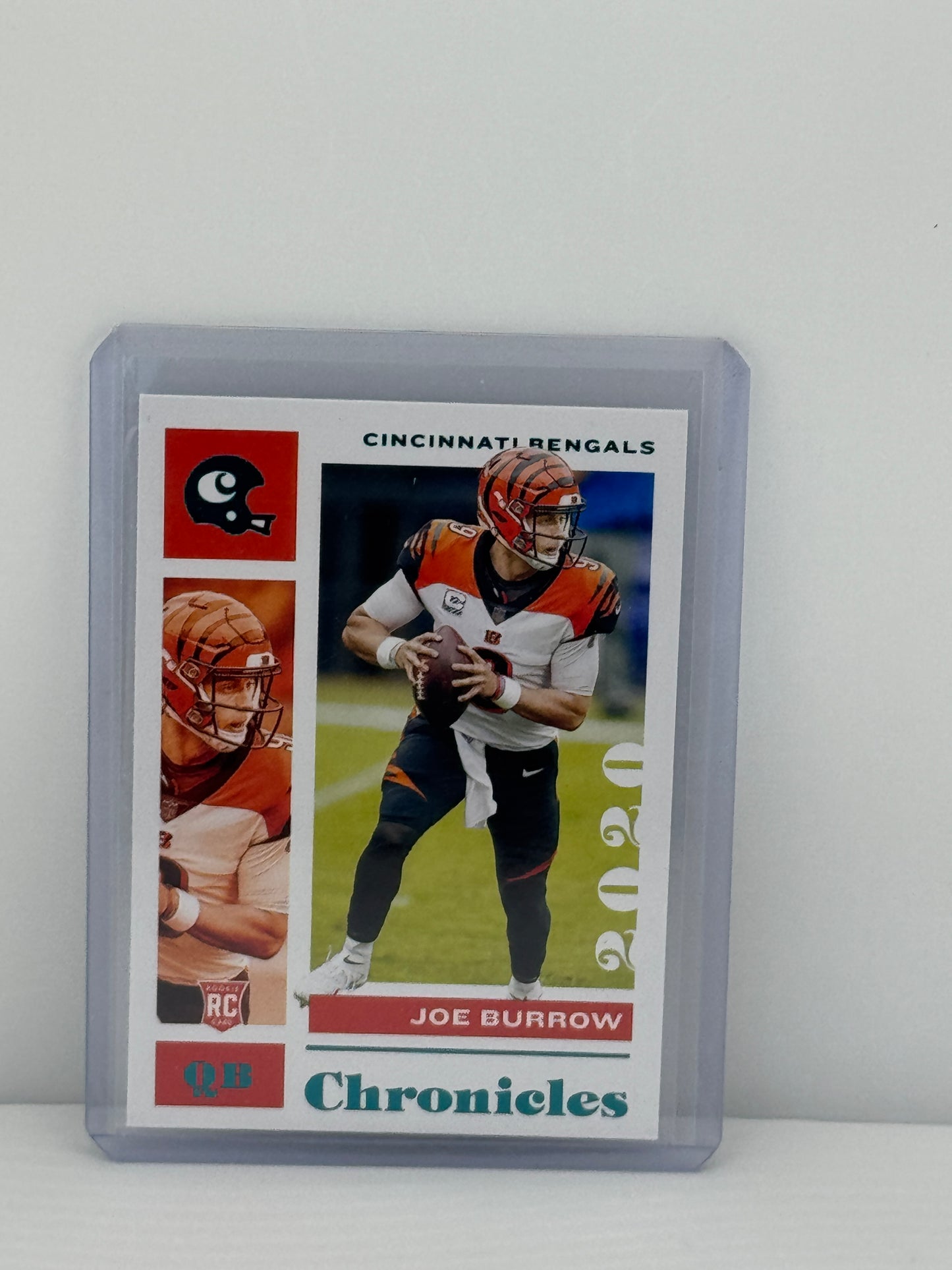 2020 Panini Chronicles #19 Joe Burrow Teal RC Cincinnati Bengals