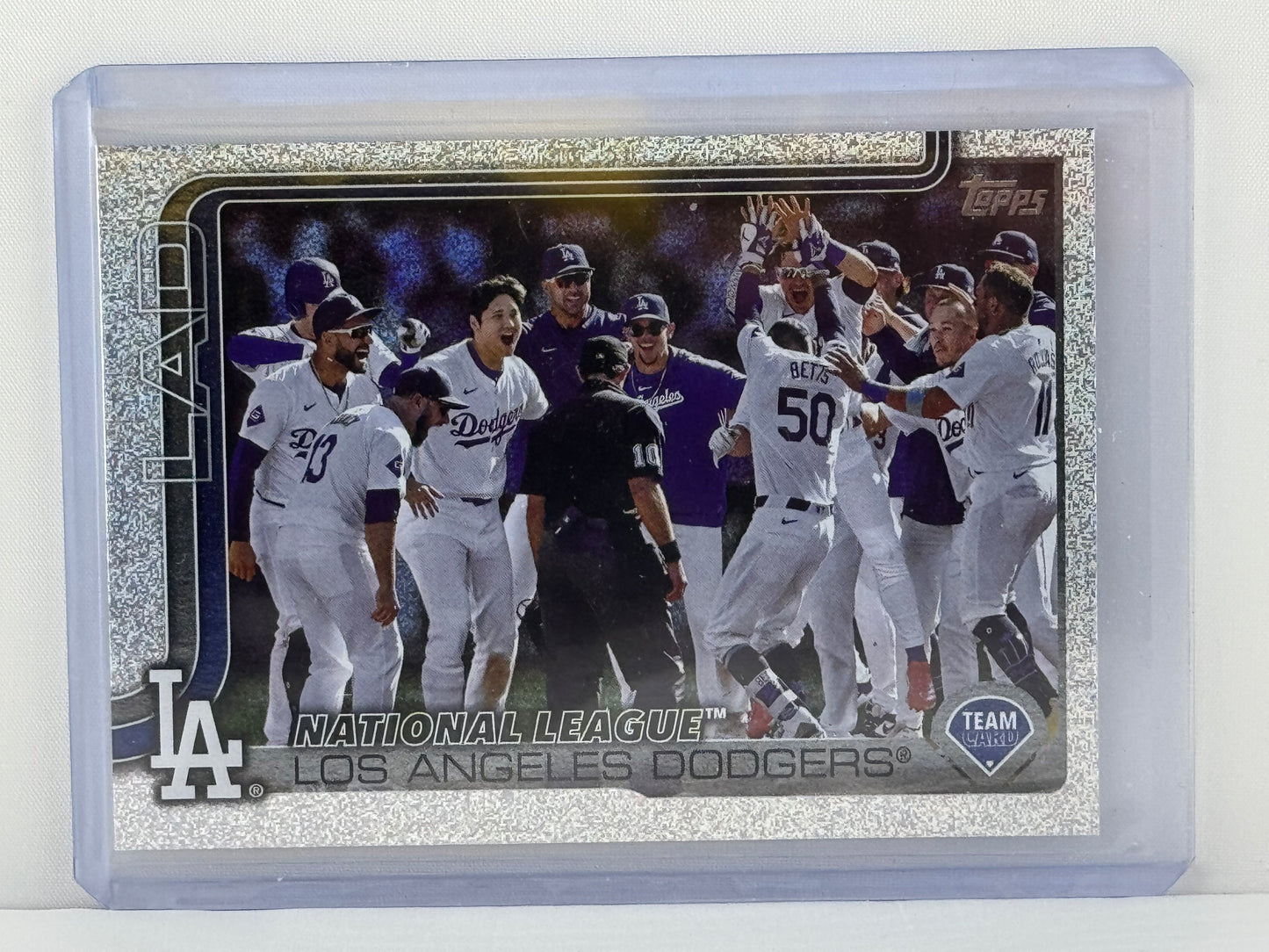 2025 Topps Series 1 #302 LA Dodgers Ohtani Team Sandglitter Refractor