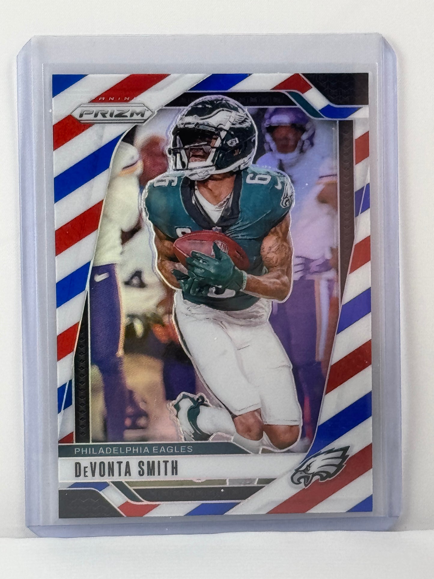 2024 Prizm #234 Devonta Smith Red White Blue Prizm