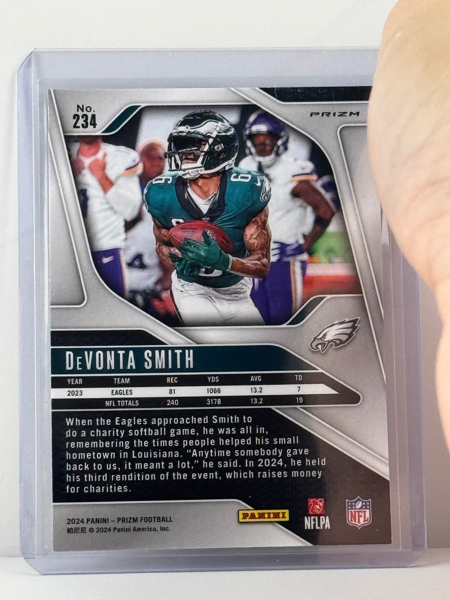 2024 Prizm #234 Devonta Smith Red White Blue Prizm