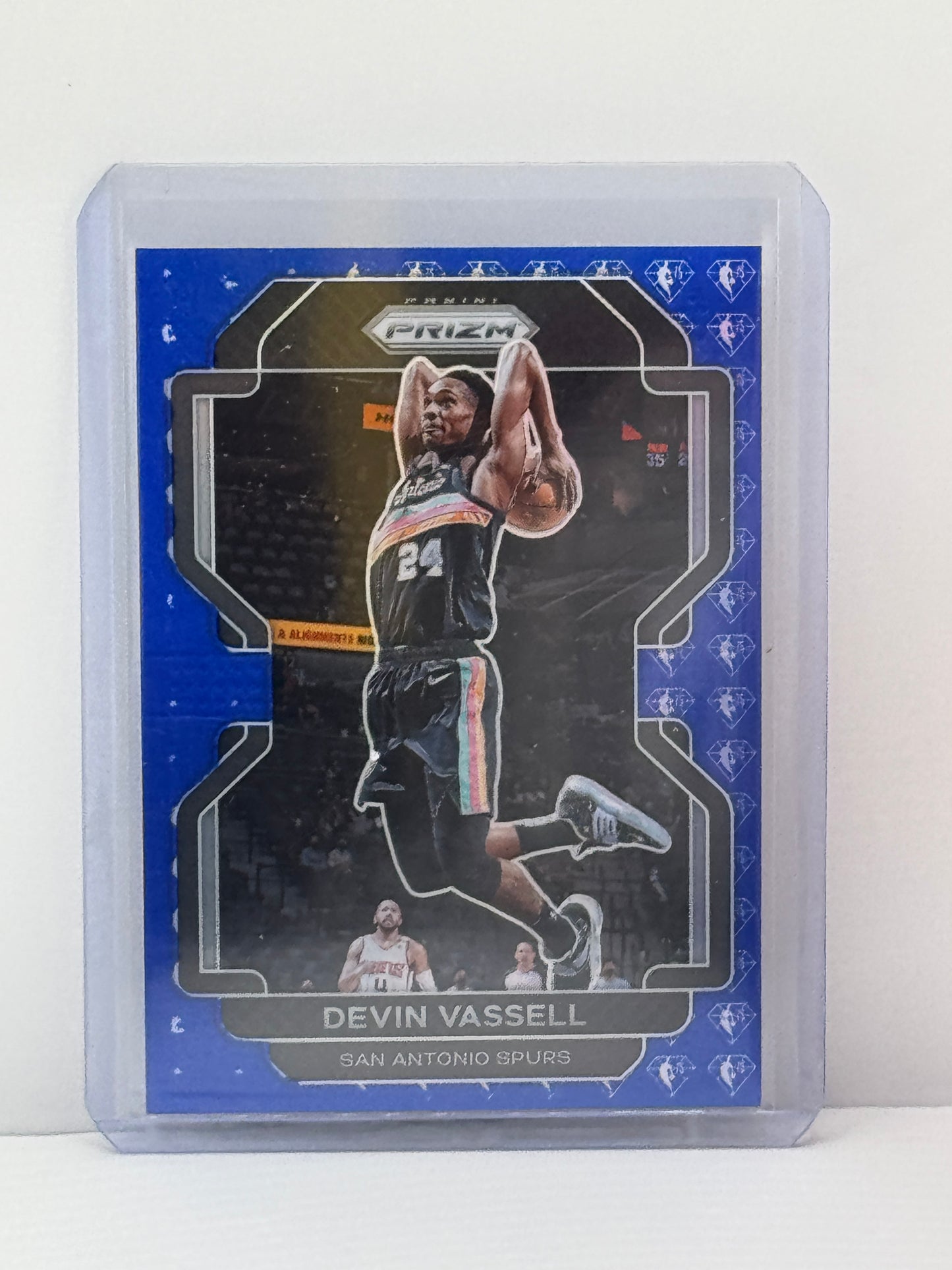 2021-22 Prizm #130 Devin Vassell 75 Anniversary Short Print Prizm Case Hit