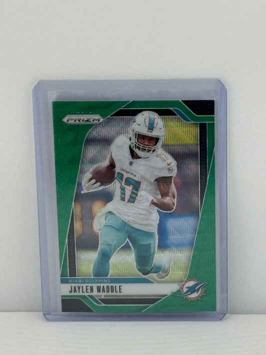 2024 Prizm #178 Jaylen Waddle Rojo Blanco Azul Prizm