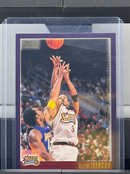 2000-01 Topps #165 Allen Iverson / Kobe defending Philadelphia 76ers