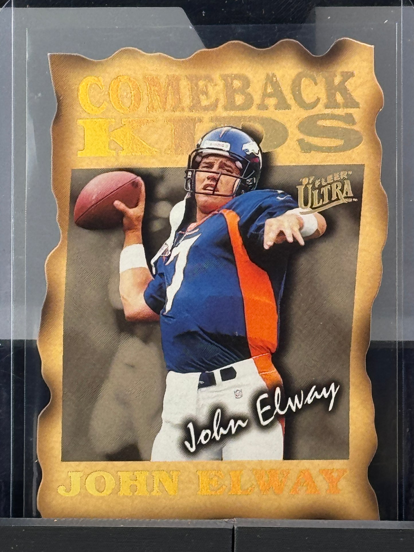 1997 Fleer Ultra #4 of 10 John Elway Comeback Kids Die Cut Denver Broncos